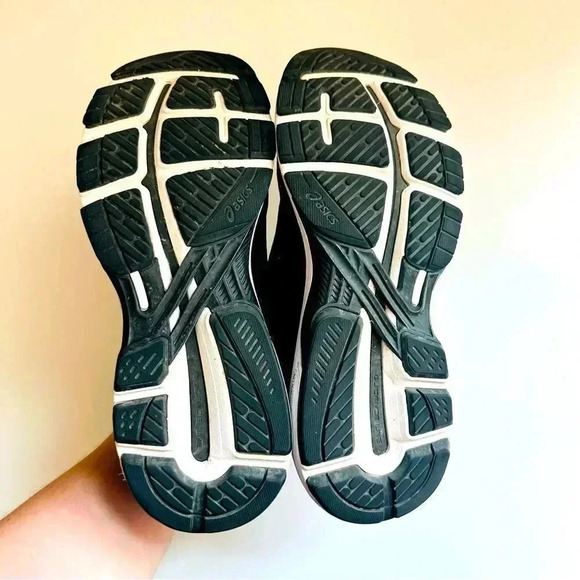 ASICS GT-2000 6 Sneakers - Picture 7 of 8